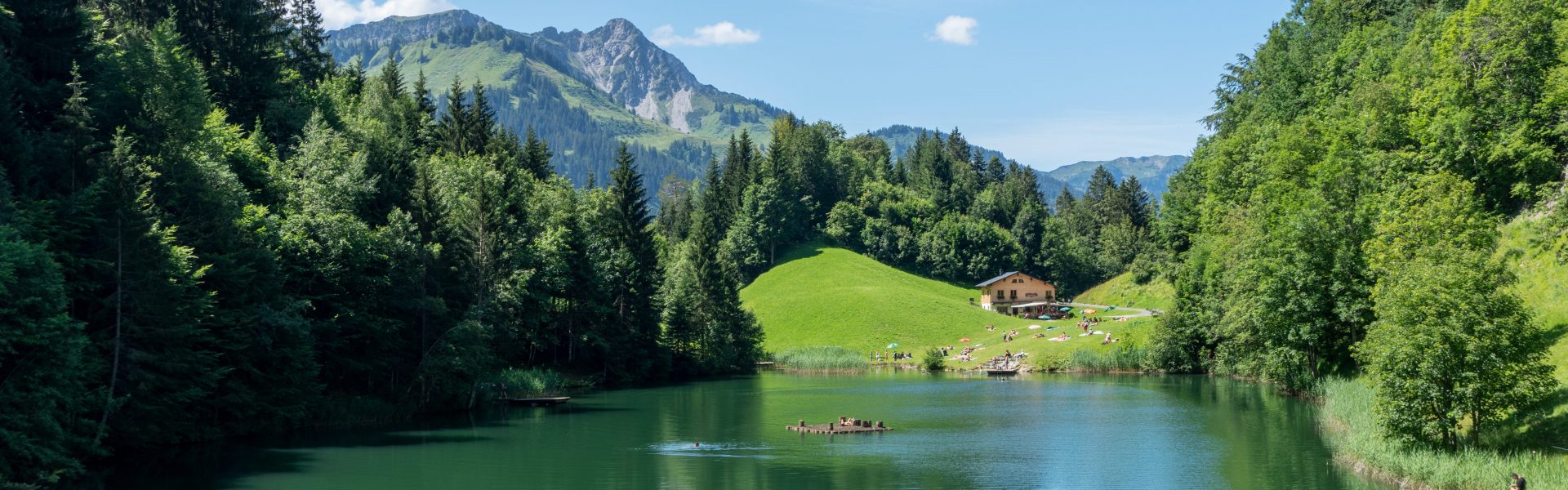 Familienausflug Seewaldsee, Biosphärenpark Großes Walsertal (c) Verena Hetzenauer I Vorarlberg Tourismus